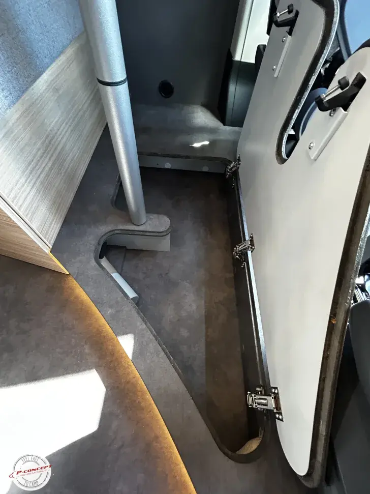 Fahrzeugbild Malibu Van First Class - Two Rooms 640 LE RB charming GT skyview 2026 Listenpreis: 94.090€ #27