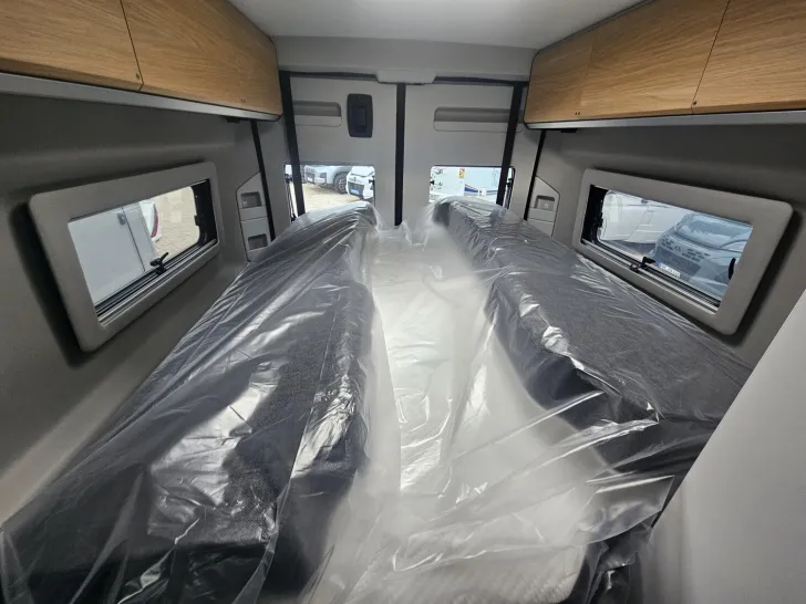 Fahrzeugbild Adria Twin 640 SGX WHITE EDITION Solar Großer Kühlschr #7