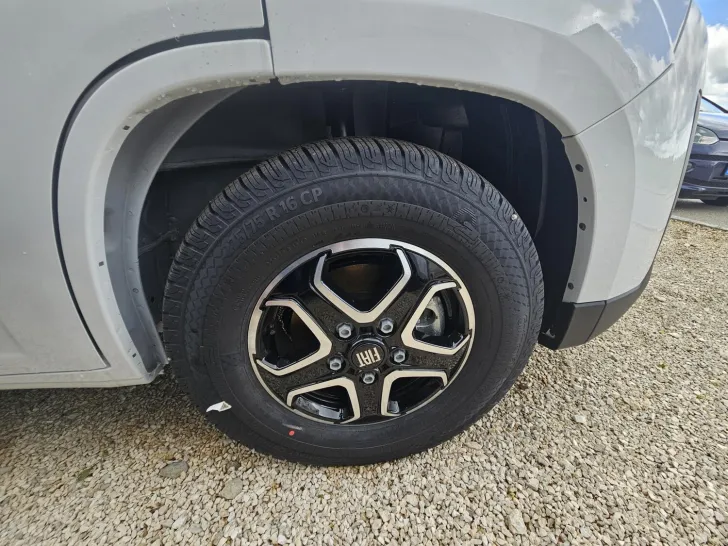Fahrzeugbild Adria Twin 640 SGX WHITE EDITION Solar Großer Kühlschr #19