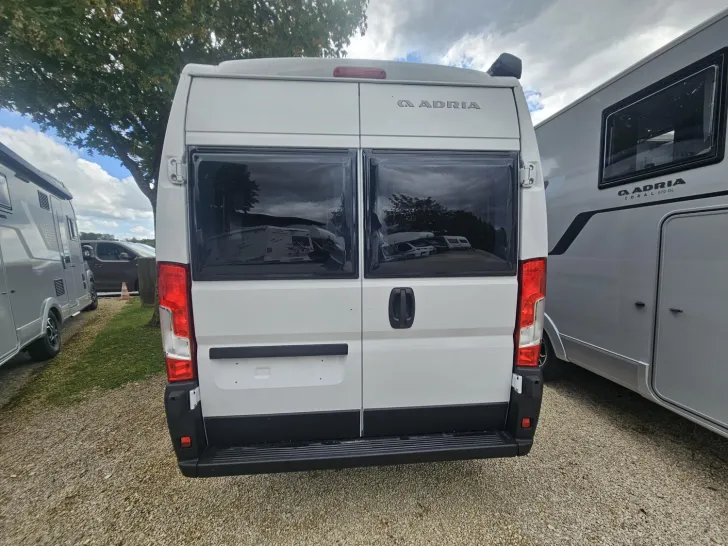 Fahrzeugbild Adria Twin 640 SGX WHITE EDITION Solar Großer Kühlschr #21