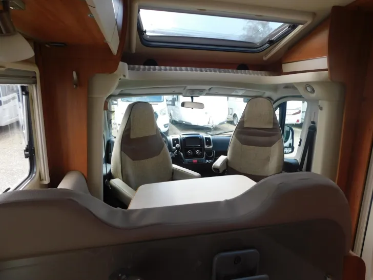Fahrzeugbild Hymer Tramp SL 568 SatAnlage+Panodach+Markise+GFK-Dach #6