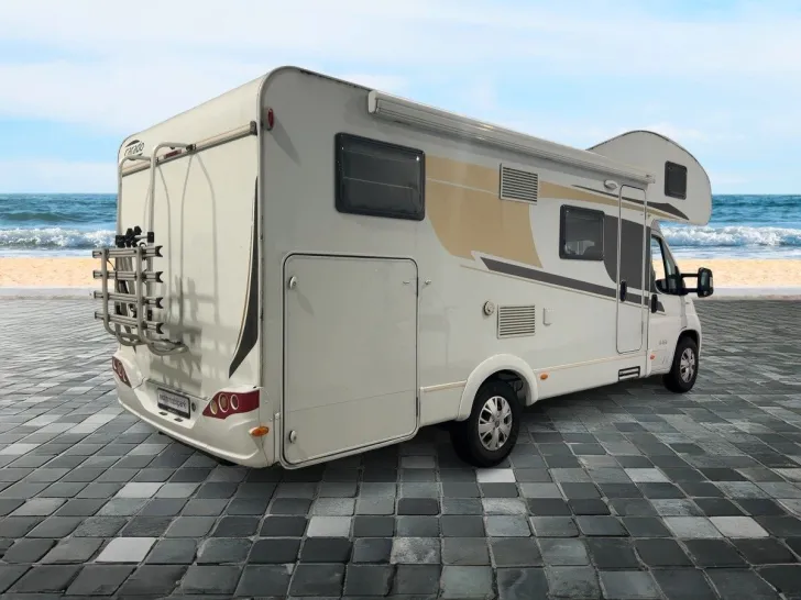 Fahrzeugbild Carado A 464/Festbett/Garage/2xKlima/Markise/Euro6 #4