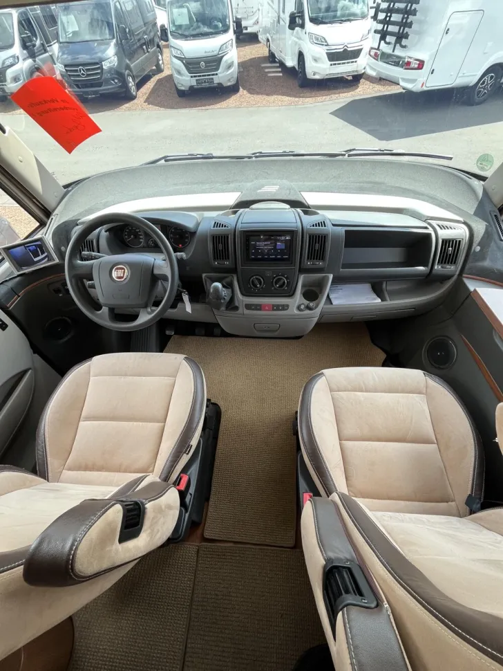 Fahrzeugbild Hymer B-Klasse 694 SL #19