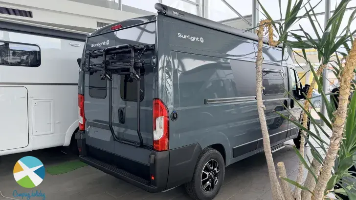 Schräg Hinten Sunlight Camper Van CLIFF 600 Adventure Edition