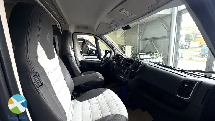 Betten Sunlight Camper Van CLIFF 600 Adventure Edition