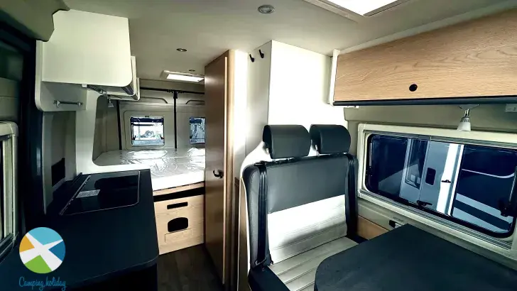 Etagenbetten Sunlight Camper Van CLIFF 600 Adventure Edition