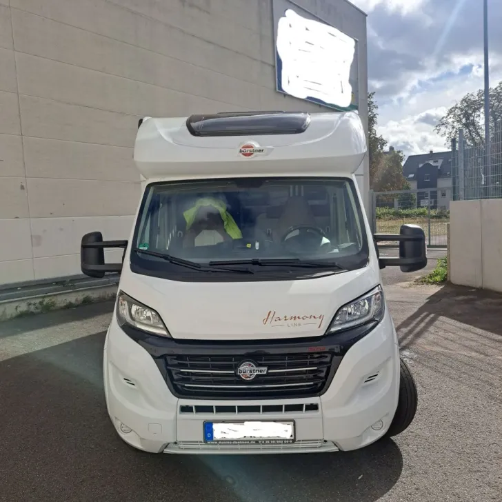 Fahrzeugbild Bürstner Lyseo M Harmony Line T 690 G #1