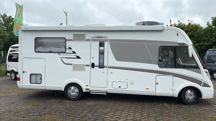 Seitlich Hymer Duo Mobil B 634 SL Duomobil sehr gepflegt