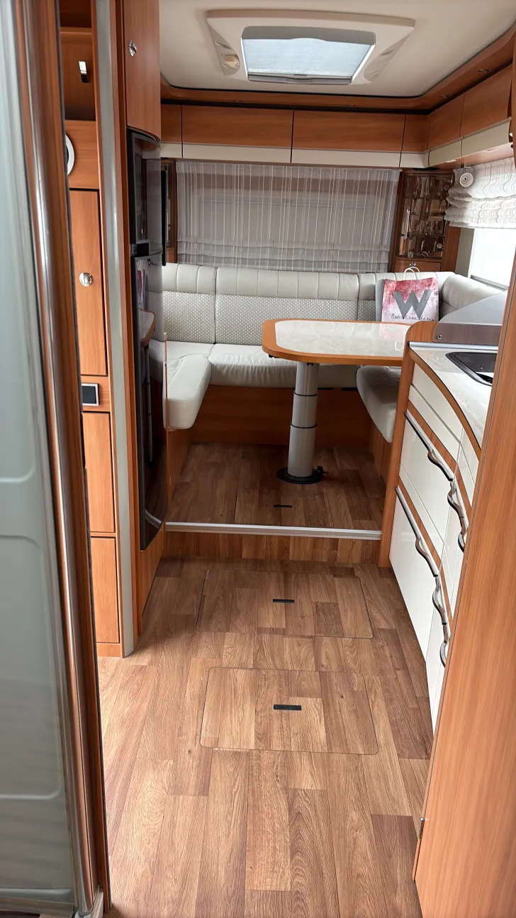 Sicht vorne-hinten Hymer Duo Mobil B 634 SL Duomobil sehr gepflegt