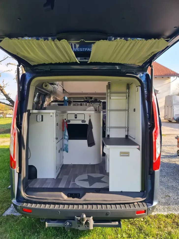 Fahrzeugbild Ford Transit Nugget Custom 320 L1H2 VA Autm. Nugge #7