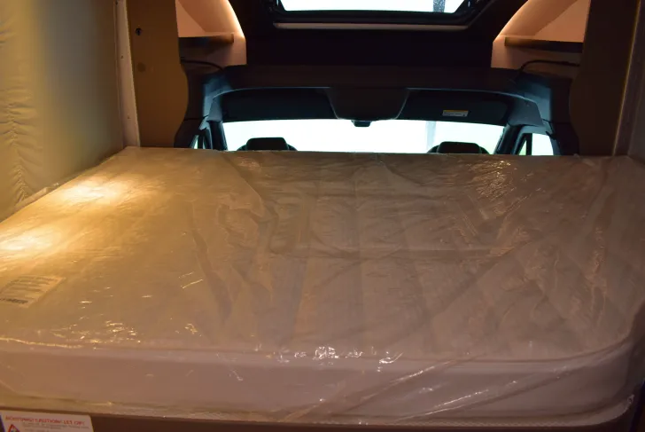 Fahrzeugbild Hymer GT-S 600 Mercedes, Hubbett, 4 Betten #62