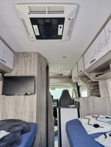 Fahrzeugbild Bravia Mobil Swan 636 Sehr gut gepflegt #6
