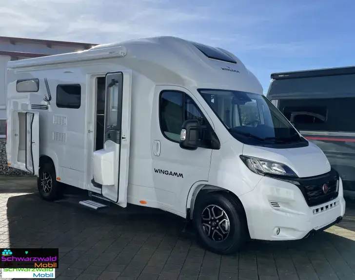 Fahrzeugbild Wingamm OASI 690 twins autom. Navi Alarm. Solar Markise #3