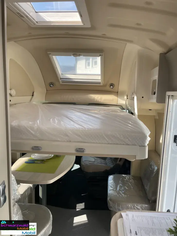 Fahrzeugbild Wingamm OASI 690 twins autom. Navi Alarm. Solar Markise #9