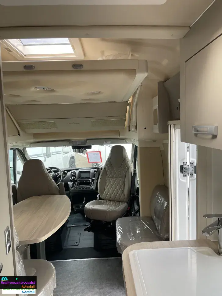 Fahrzeugbild Wingamm OASI 690 twins autom. Navi Alarm. Solar Markise #14