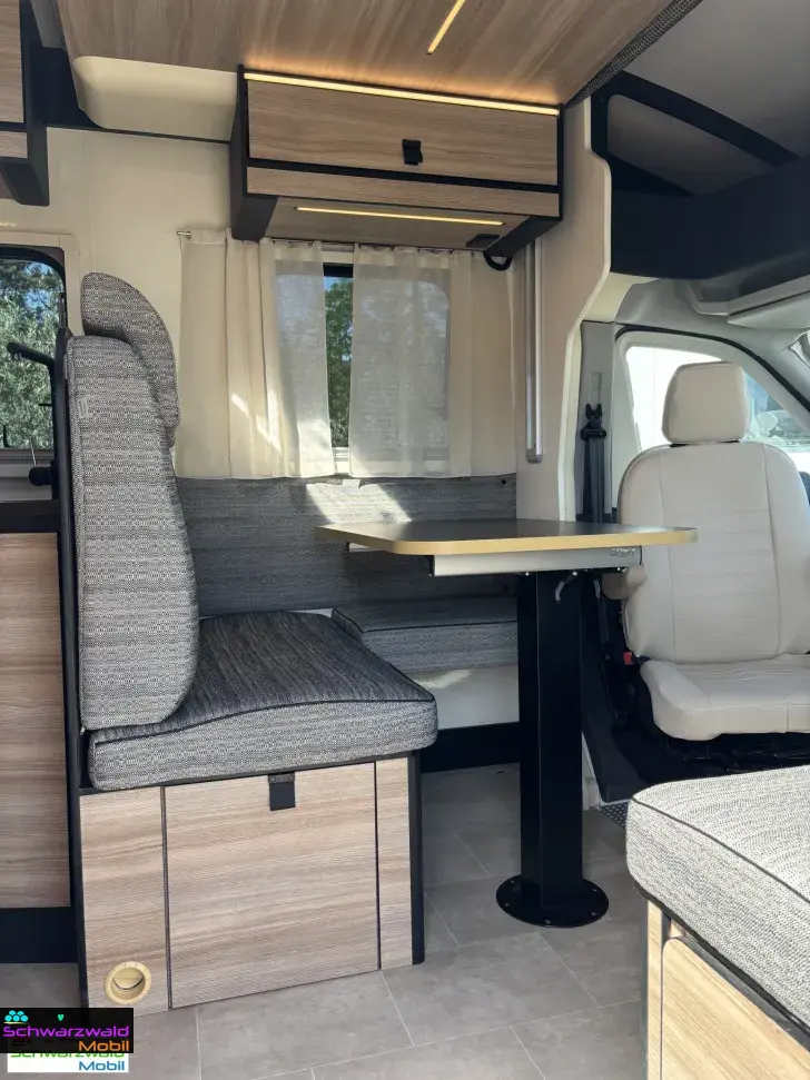 Fahrzeugbild Rimor Kilig 95 Plus Model 2027 mit ACC + Vorfracht #3