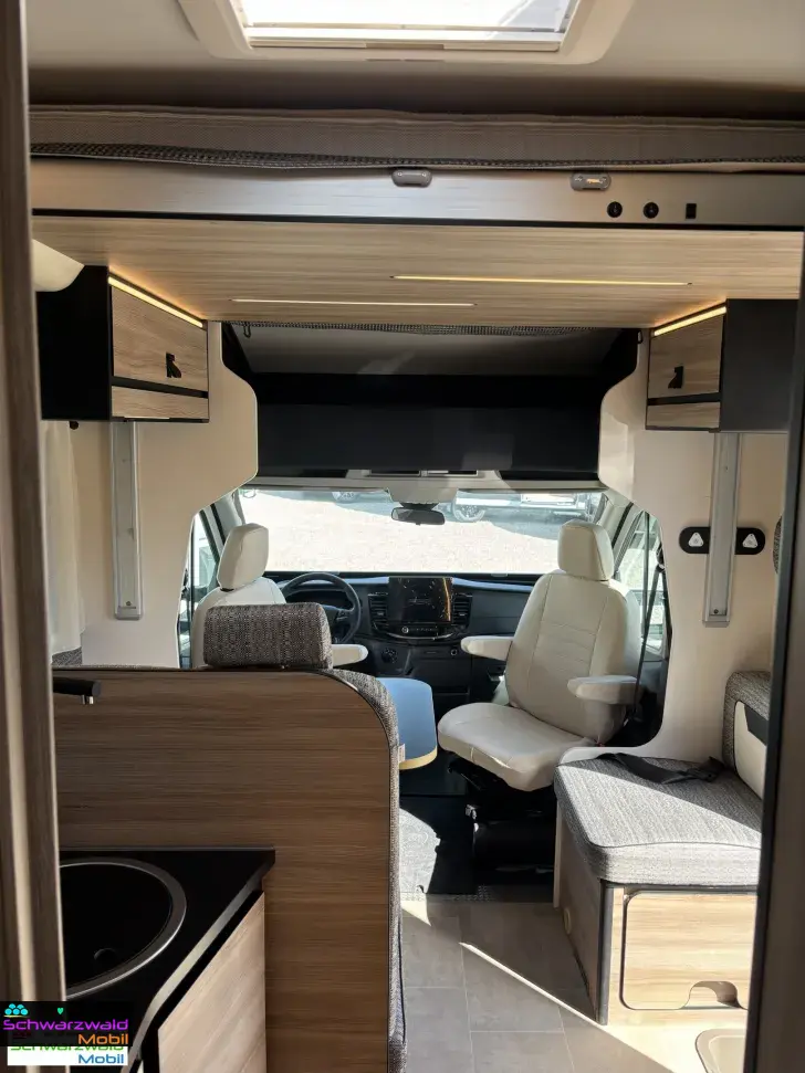 Fahrzeugbild Rimor Kilig 95 Plus Model 2027 mit ACC + Vorfracht #16