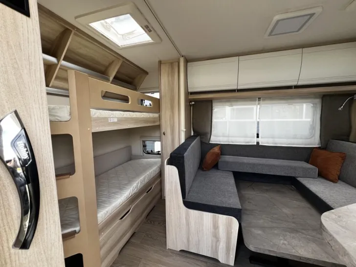 Fahrzeugbild Hobby De Luxe 540 KMFe #7