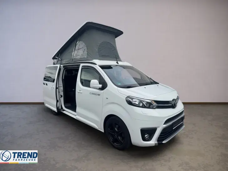 Fahrzeugbild Crosscamp Urban Camper Flex Toyota #11