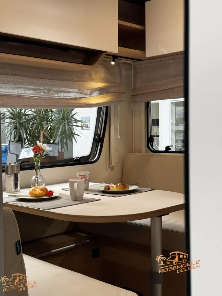 Fahrzeugbild LMC Style 70 453 D #13