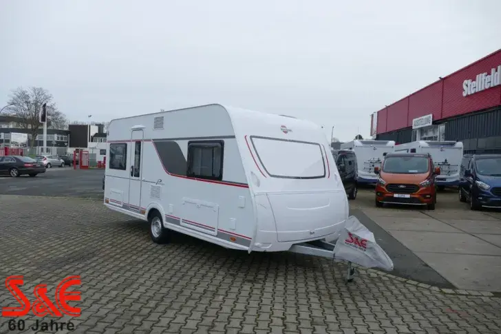 Fahrzeugbild Bürstner Premio 455 TS #2