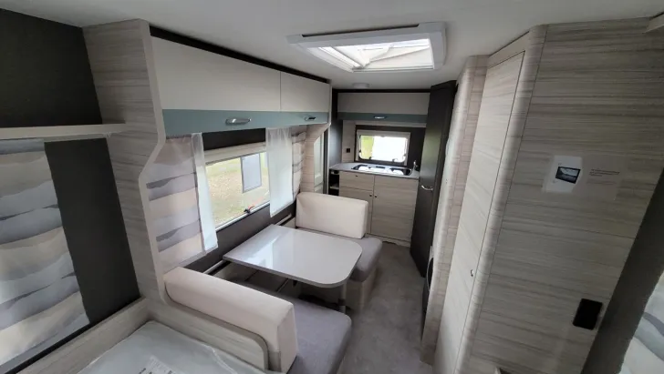 Fahrzeugbild Dethleffs c-joy 480 FSH *Touring*Dynamik* #10