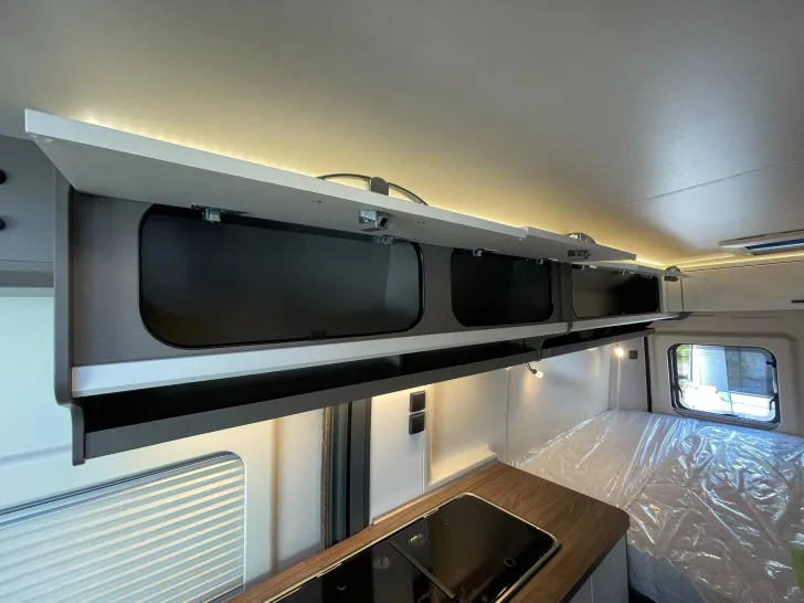 Fahrzeugbild Hobby Vantana De Luxe K60 FT #30