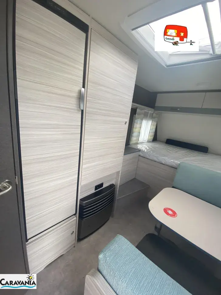 Fahrzeugbild Dethleffs c-joy 420 QSH ähnlich Active #12