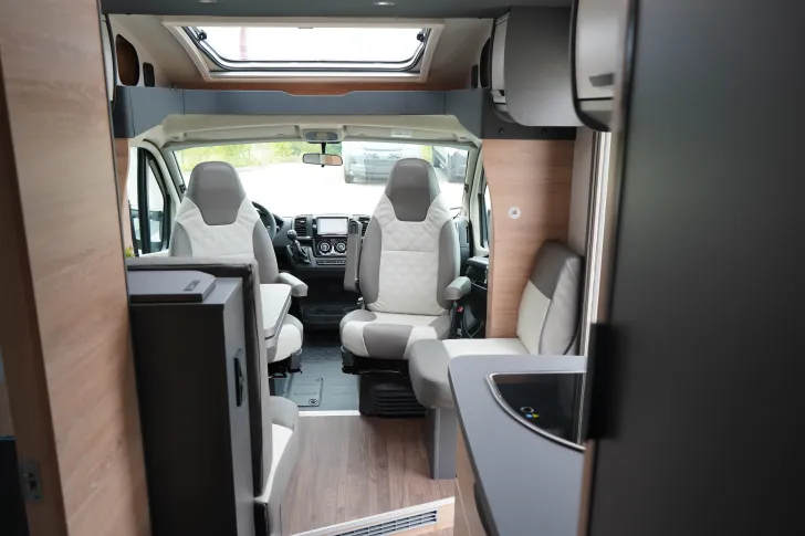Fahrzeugbild Knaus L!VE TI 650 MEG Platinum Selection Klima | Lithim-Batterie #7