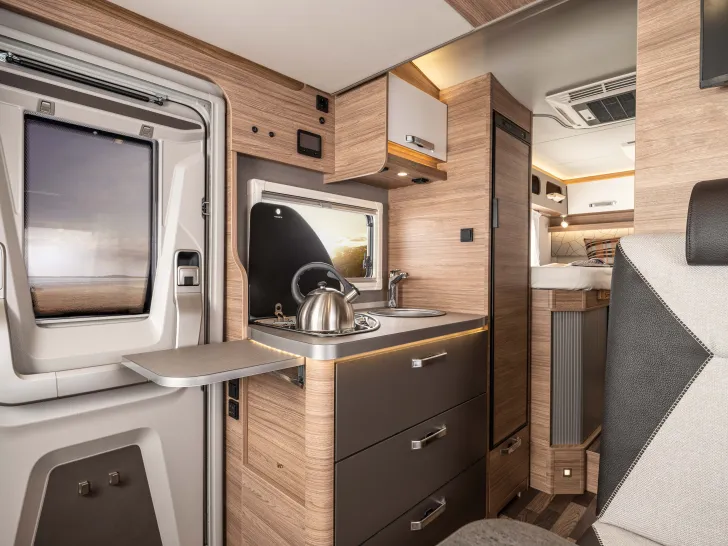 Fahrzeugbild Weinsberg CaraCompact MB 640 MEG EDITION PEPPER gut gepflegt #6