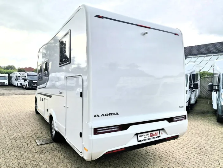 Fahrzeugbild Adria Coral Axess 670 SL *Safety u. Exklusive-Paket* #8