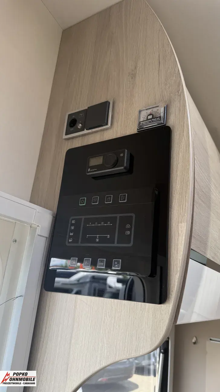 Fahrzeugbild Chausson Alkoven C514 viel Zubehör #16