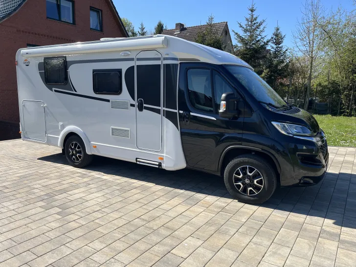 Fahrzeugbild Carado VAN 339 wie neu #1