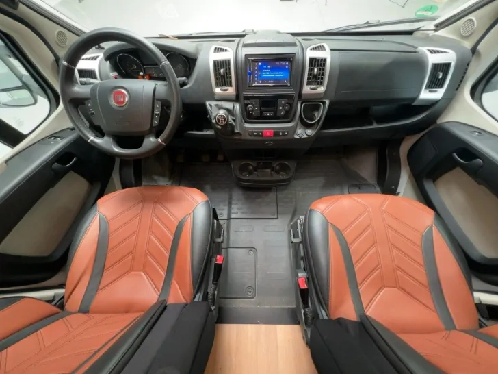Fahrzeugbild LMC Cruiser T 612 Comfort/Festbett/Klima/Solar/Mark. #7