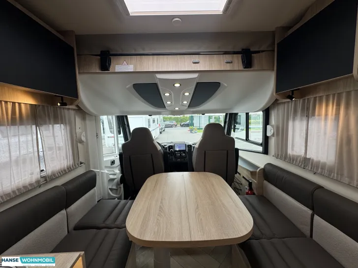 Fahrzeugbild Challenger 3048 Graphite Edition I Arctic #7