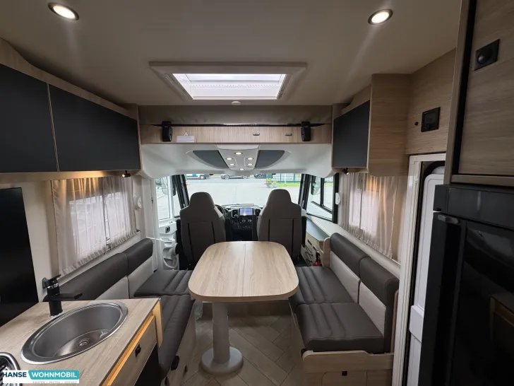 Fahrzeugbild Challenger 3048 Graphite Edition I Arctic #9