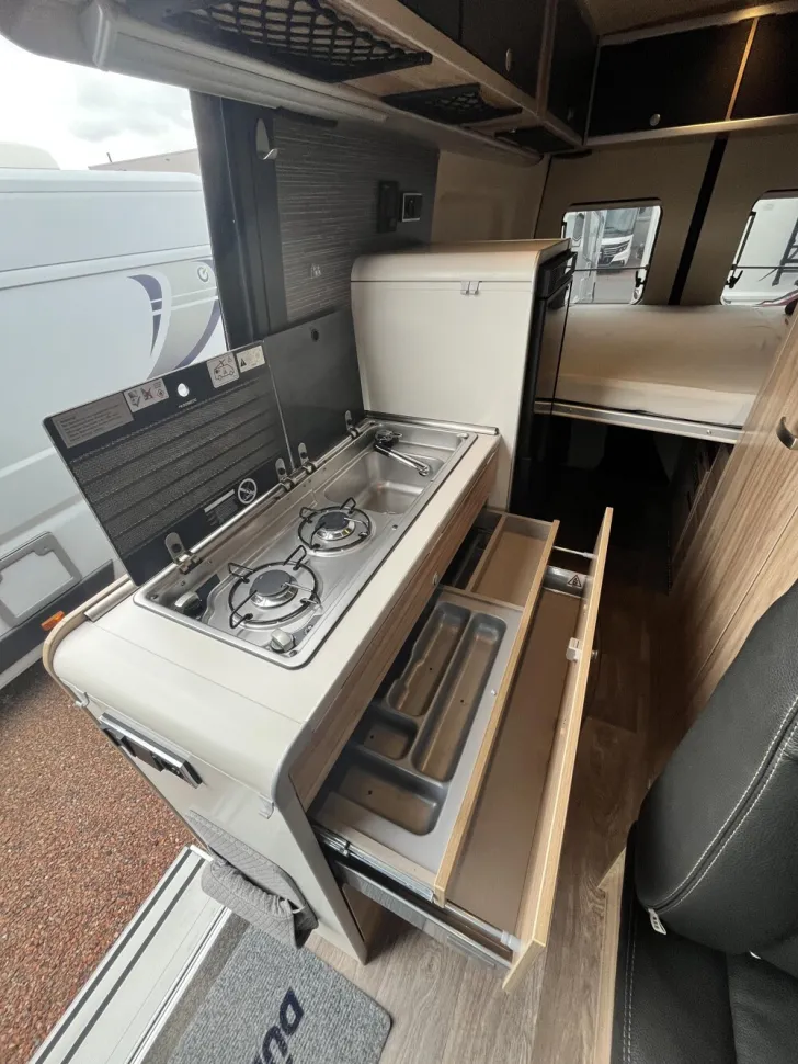 Fahrzeugbild Hymer Camper Van Camper Van Grand Canyon S CrossOver Mercedes #11