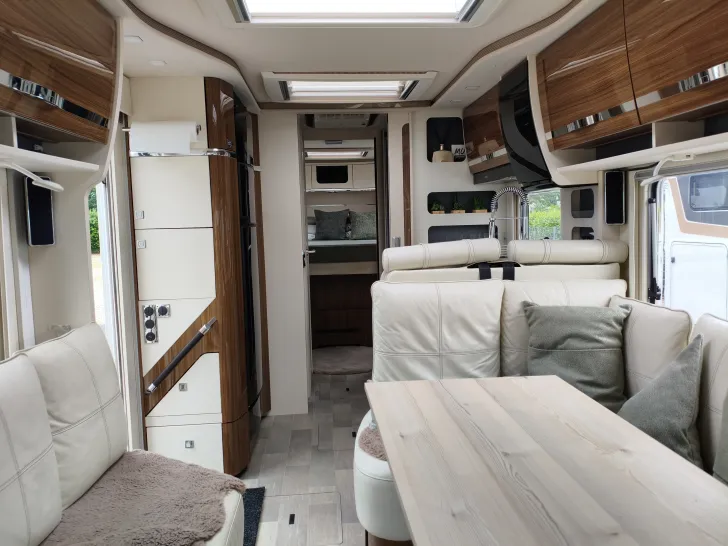 Fahrzeugbild Eura Mobil Integra 890 QB SONDERMODELL "S-P-S" #10