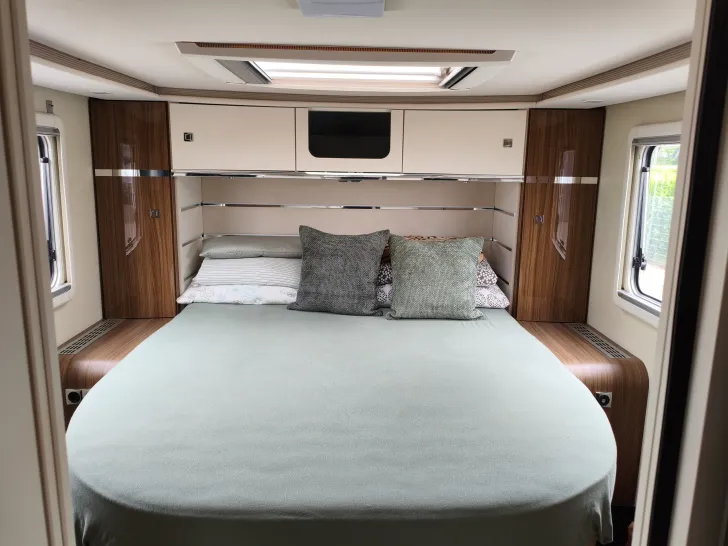Fahrzeugbild Eura Mobil Integra 890 QB SONDERMODELL "S-P-S" #18