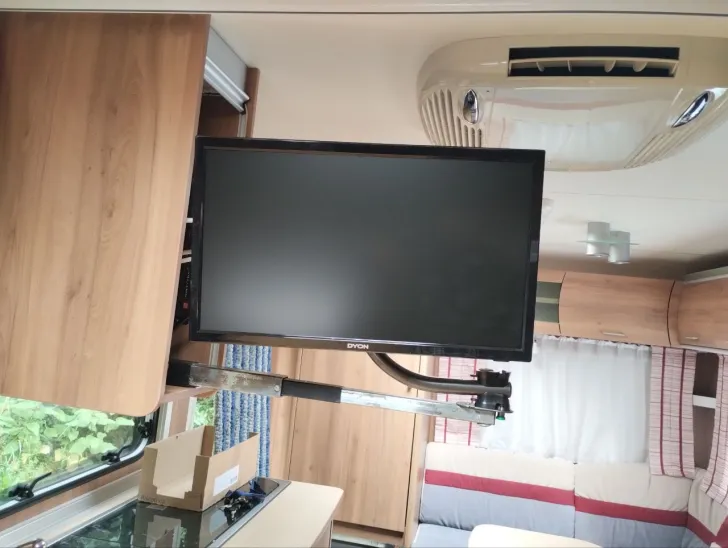 Fahrzeugbild Bürstner Averso 450 TS gut gepflegt #9