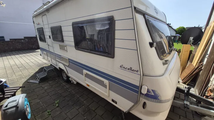 Fahrzeugbild Hobby Excellent 495 Gut gepflegt ideal für Urlaub #4