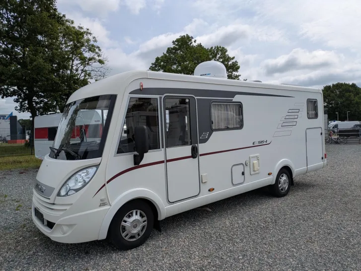Fahrzeugbild Hymer Exsis-i 674 Backofen/Solar/SAT/TV/Markise/Fahrradträger #4