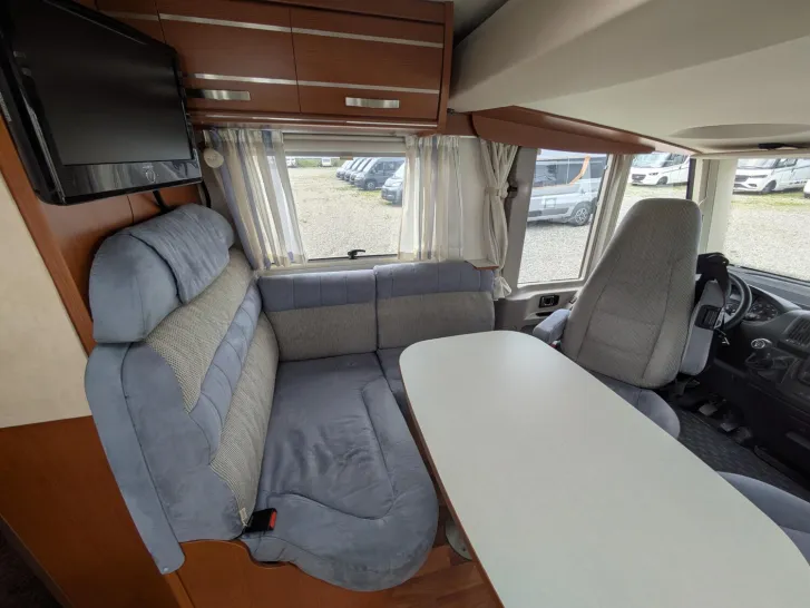 Fahrzeugbild Hymer Exsis-i 674 Backofen/Solar/SAT/TV/Markise/Fahrradträger #10