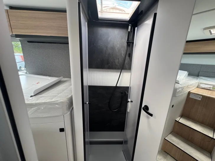 Fahrzeugbild Hymer B-Klasse MC T 680 MB Premium, Autark #13