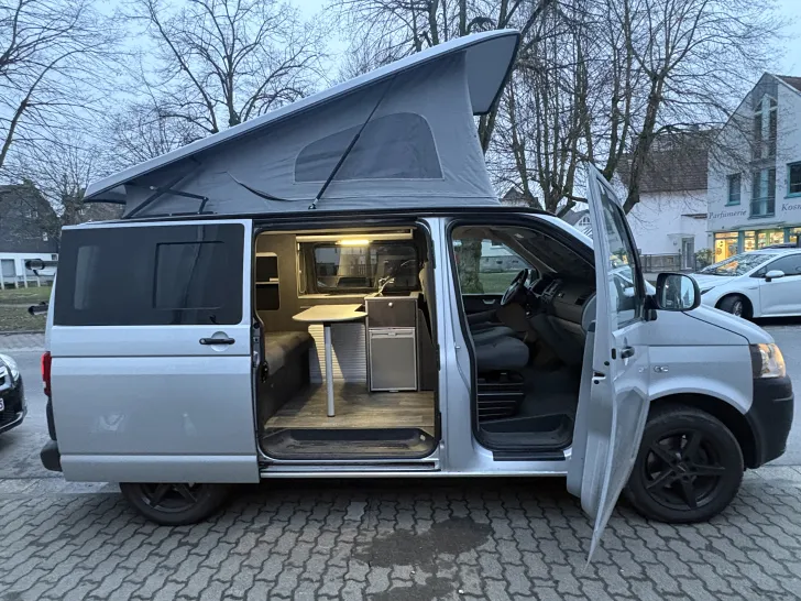 Fahrzeugbild VW Custom Bus T5 Mit professionellem Nordvan Co #8