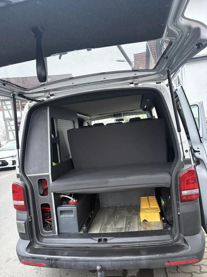 Fahrzeugbild VW Custom Bus T5 Mit professionellem Nordvan Co #9