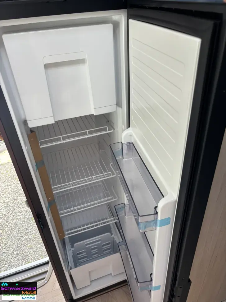 Fahrzeugbild Rimor SARUS 96 160 PS MJ 27 Vorfracht #15