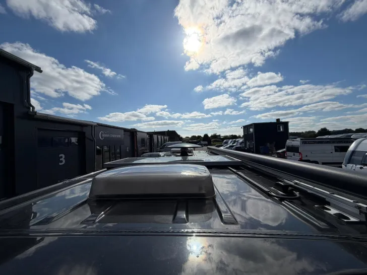 Fahrzeugbild Ahorn Camp Van 620 Black Edition #38