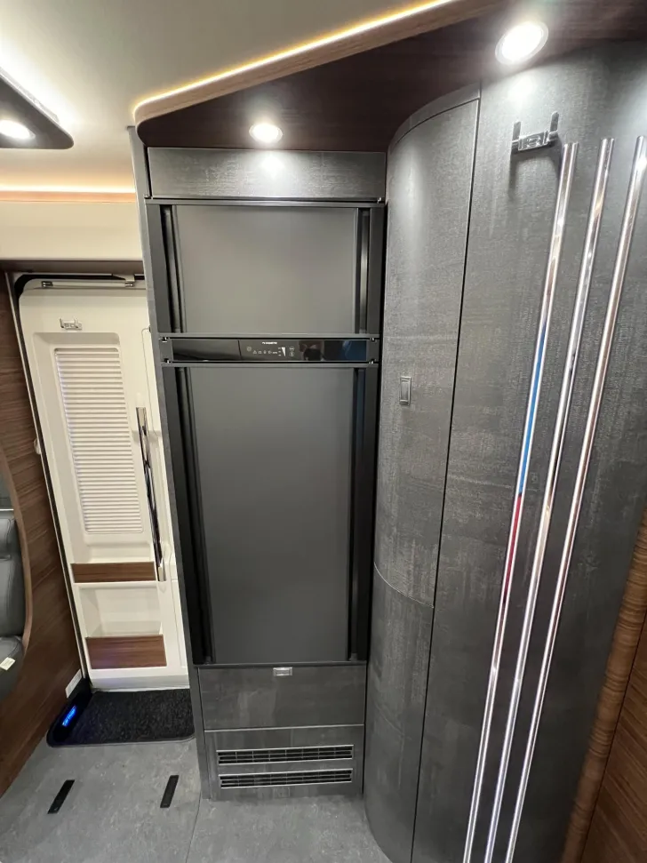 Fahrzeugbild chic c-line I 4.9 LE L Carthago Selection (355) #22