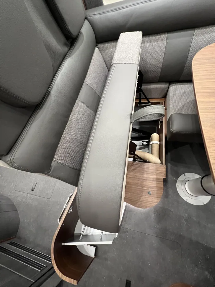 Fahrzeugbild chic c-line I 4.9 LE L Carthago Selection (355) #41